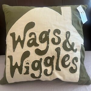 NWT Wags & Wiggles Appliqué Throw Pillow - Olive & Cream